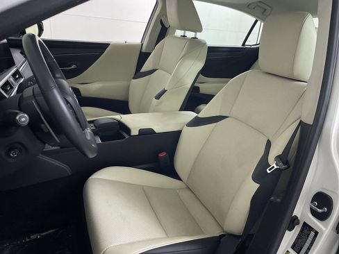 Used 2022 Lexus ES 250 w/ Premium Package AWD/4WD image 12