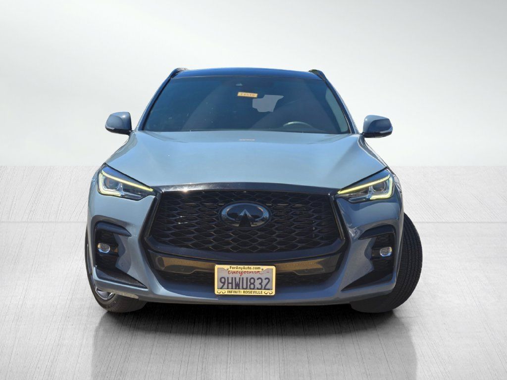 Used 2023 INFINITI QX50 Sport AWD/4WD image 2
