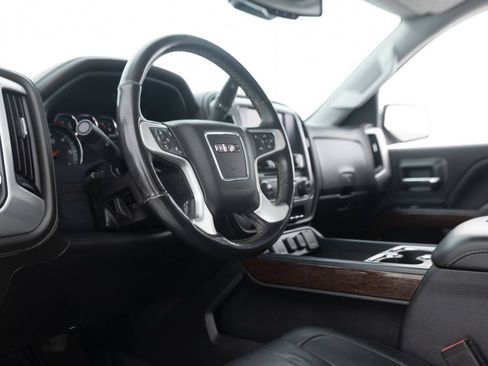 Used 2018 GMC Sierra 1500 SLT AWD/4WD image 30