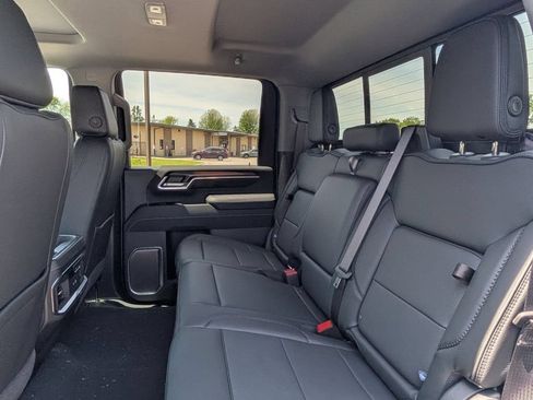 New 2026 GMC Sierra 3500 Denali w/ Denali Reserve Package AWD/4WD image 32
