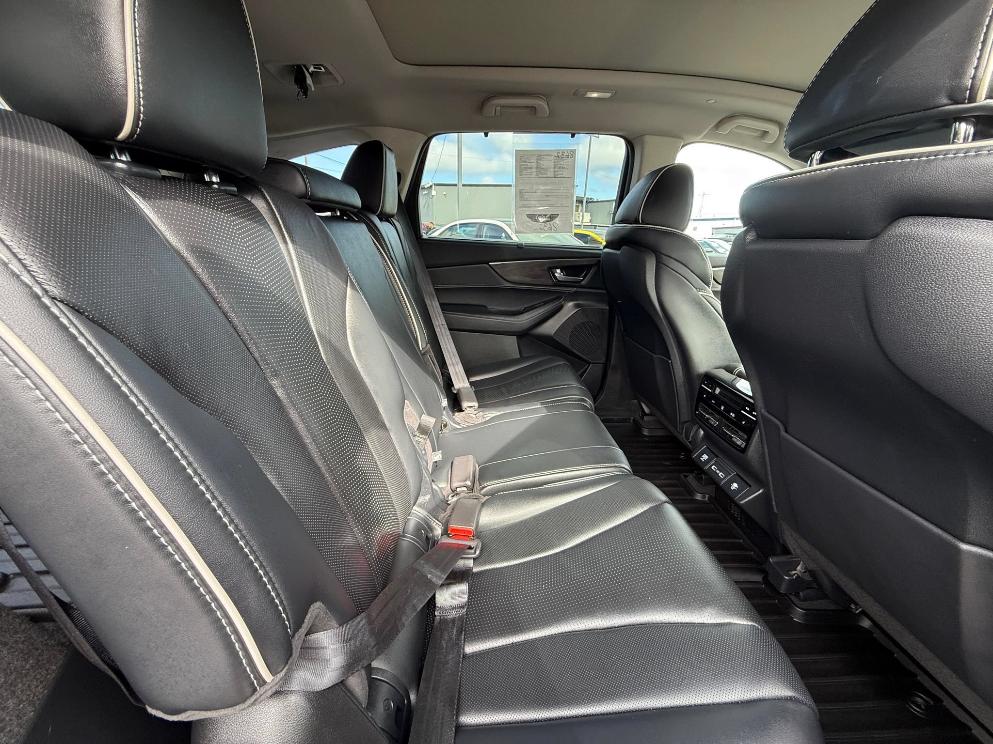 Used 2023 Acura MDX w/ Advance Package AWD/4WD image 8
