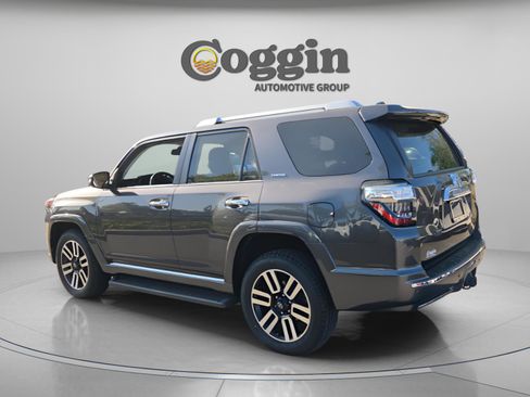 Used 2022 Toyota 4Runner Limited image 3