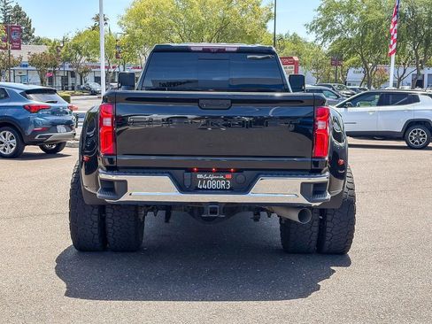 Used 2022 Chevrolet Silverado 3500 LTZ w/ LTZ Plus Package AWD/4WD image 3