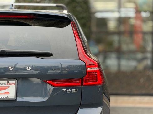 Used 2020 Volvo XC60 T6 Inscription image 18