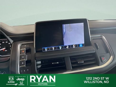 Used 2021 GMC Yukon SLT w/ SLT Luxury Plus Package AWD/4WD image 42