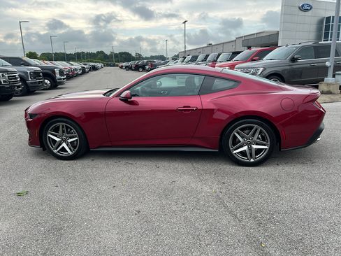 New 2025 Ford Mustang Coupe image 8