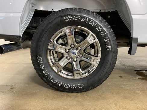 Used 2021 Ford F150 Lariat image 39