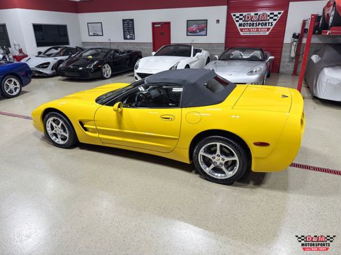 Used 2000 Chevrolet Corvette Convertible image 36