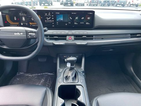 New 2026 Kia K4 EX FWD image 11