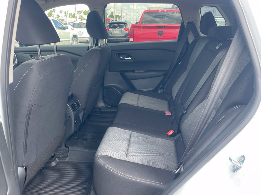 Certified 2026 Nissan Rogue SV w/ Cold Weather Package FWD image 17