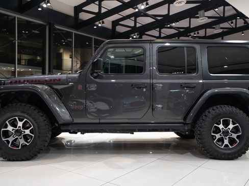 Used 2019 Jeep Wrangler Unlimited Rubicon image 2