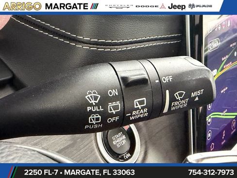 Used 2021 Jeep Grand Cherokee L Limited RWD image 33
