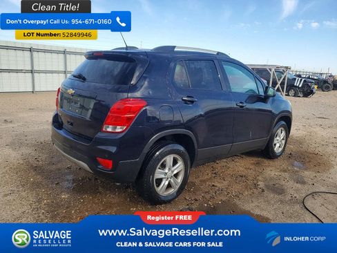 Used 2022 Chevrolet Trax LT w/ Driver Confidence Package AWD/4WD image 4