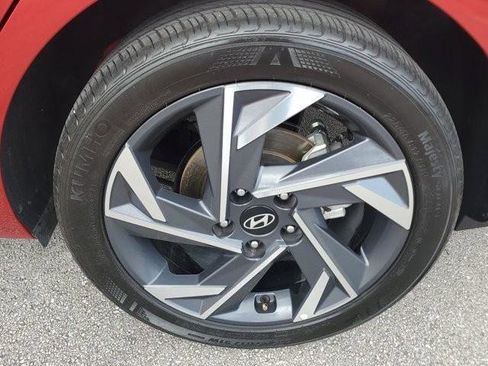 Certified 2025 Hyundai Elantra Sport w/ Cargo Package FWD image 9