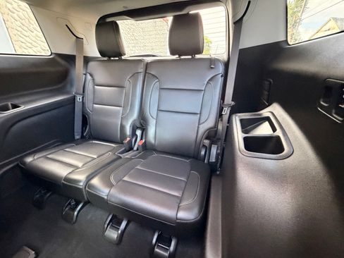 Used 2020 GMC Acadia SLT w/ Premium Package AWD/4WD image 20