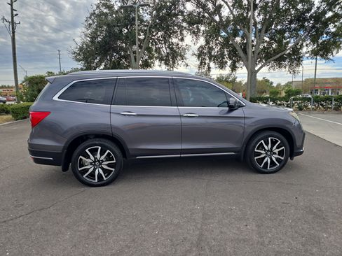 Used 2019 Honda Pilot Touring image 10