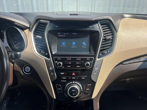 Used 2017 Hyundai Santa Fe Sport AWD/4WD image 39