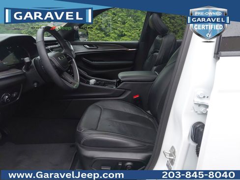 Used 2023 Jeep Grand Cherokee L Overland AWD/4WD image 2