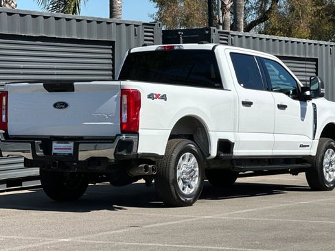 Used 2024 Ford F350 XLT image 8
