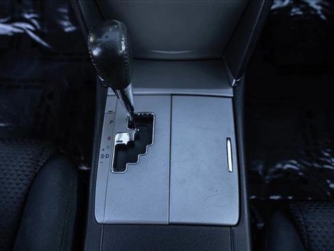 Used 2011 Toyota Camry SE image 17