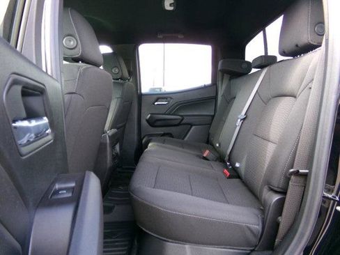 New 2025 GMC Canyon Elevation w/ Convenience Package image 9