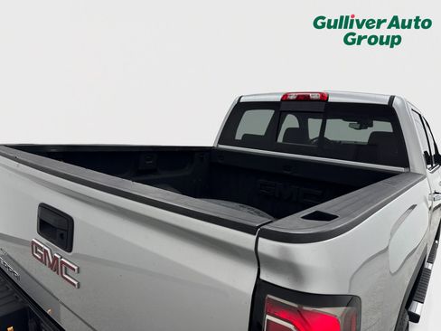 Used 2018 GMC Sierra 1500 SLT w/ Enhanced Driver Alert Package RWD image 45