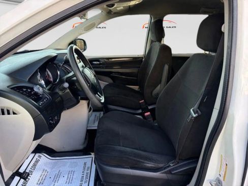 Used 2012 Dodge Grand Caravan SE FWD image 8