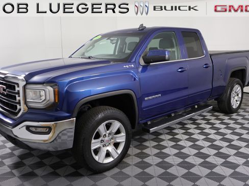 Used 2016 GMC Sierra 1500 SLE w/ SLE Value Package image 4