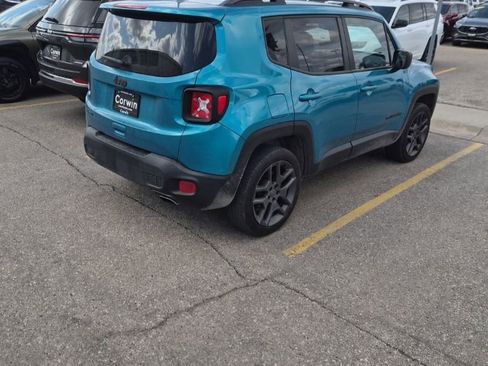 Used 2021 Jeep Renegade Latitude AWD/4WD image 2