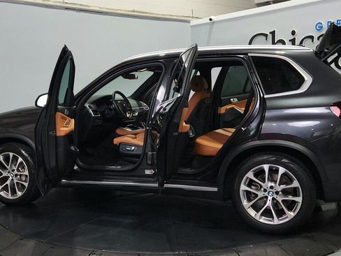 Used 2022 BMW X5 xDrive40i w/ Executive Package AWD/4WD image 19