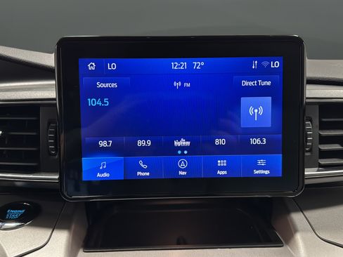 Used 2023 Ford Explorer XLT w/ Equipment Group 202A AWD/4WD image 31