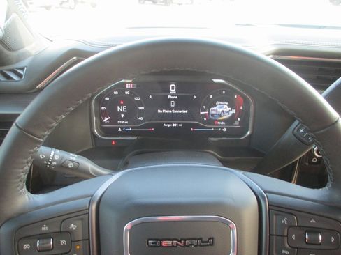 Certified 2024 GMC Sierra 3500 Denali Ultimate image 35