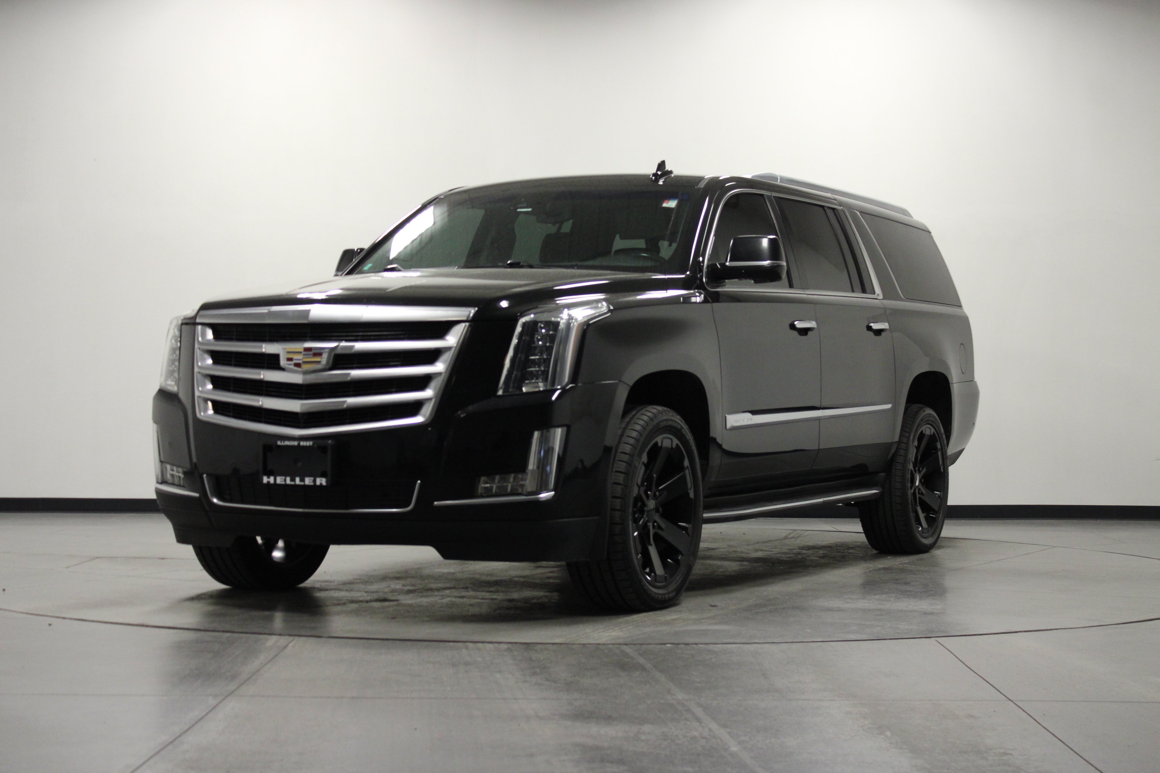 Used 2019 Cadillac Escalade ESV Luxury AWD/4WD image 8