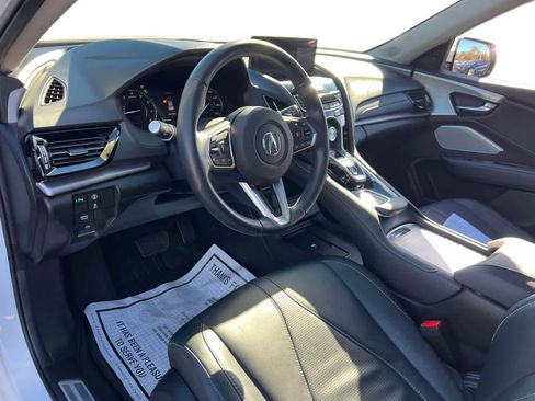 Used 2024 Acura RDX SH-AWD w/ Technology Package image 14