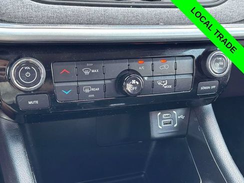 Used 2022 Jeep Compass Latitude AWD/4WD image 18