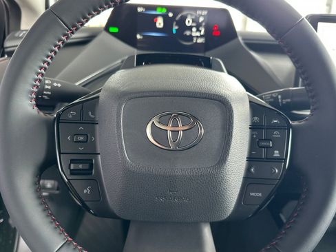New 2026 Toyota Prius Plug-In Hybrid FWD image 25