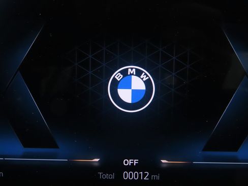 New 2026 BMW 330i 330i w/ Convenience Package image 30