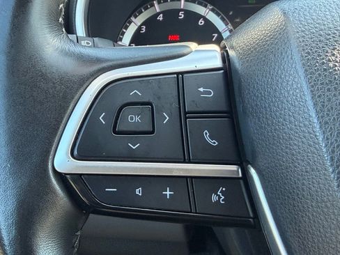 Used 2022 Toyota Highlander XLE image 55