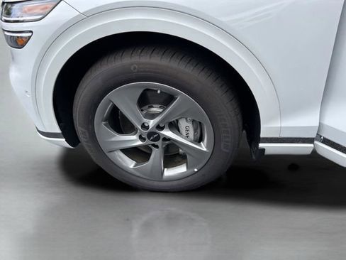 New 2026 Genesis GV70 2.5T Advanced AWD/4WD image 32