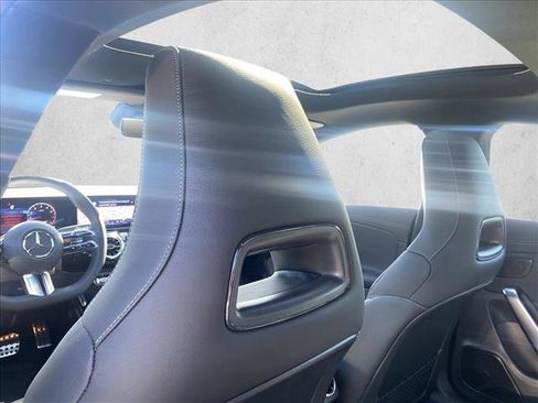 Used 2025 Mercedes-Benz CLA 250 image 18