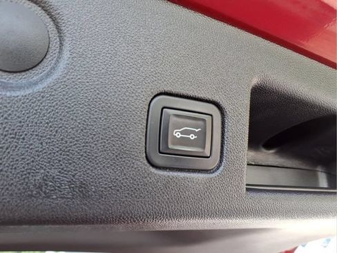 Used 2024 Chevrolet Equinox LT AWD/4WD image 6