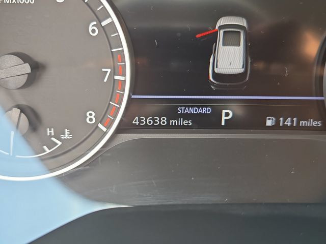 Used 2025 Nissan Pathfinder SV FWD image 30
