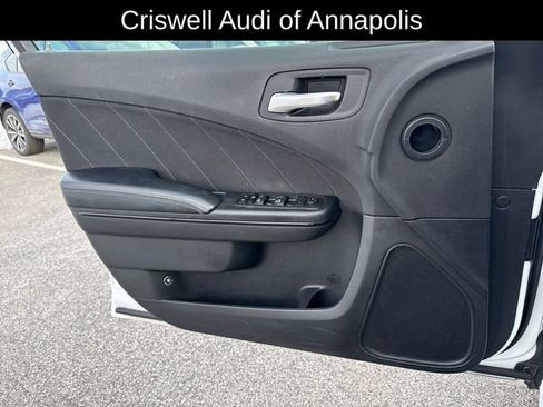 Used 2019 Dodge Charger SXT w/ Blacktop Package image 22