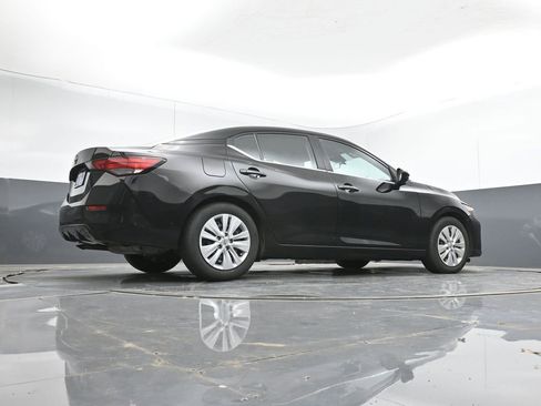 Used 2025 Nissan Sentra S FWD image 41