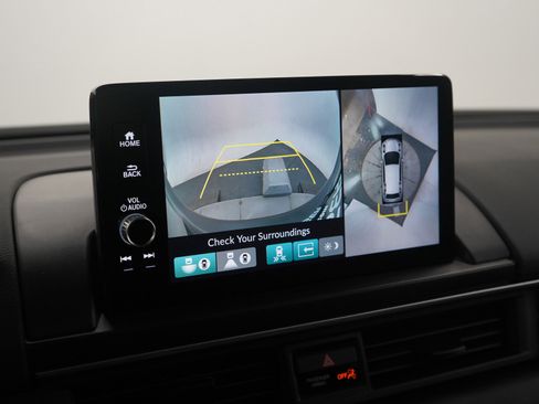 Used 2025 Honda Pilot Black Edition image 28