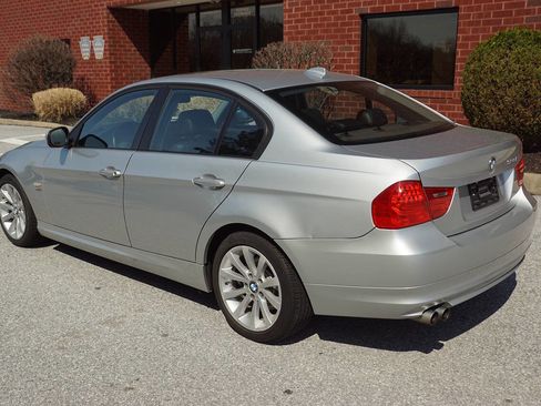 Used 2011 BMW 328i xDrive Sedan image 5
