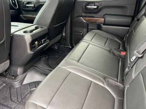 Used 2019 Chevrolet Silverado 1500 LT Trail Boss image 9