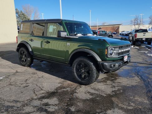 New 2025 Ford Bronco Big Bend w/ Black Diamond Package image 17