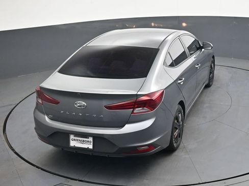 Used 2020 Hyundai Elantra SE FWD image 31