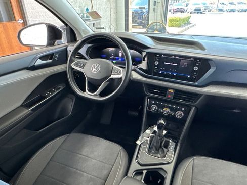 Used 2024 Volkswagen Taos SE FWD image 41